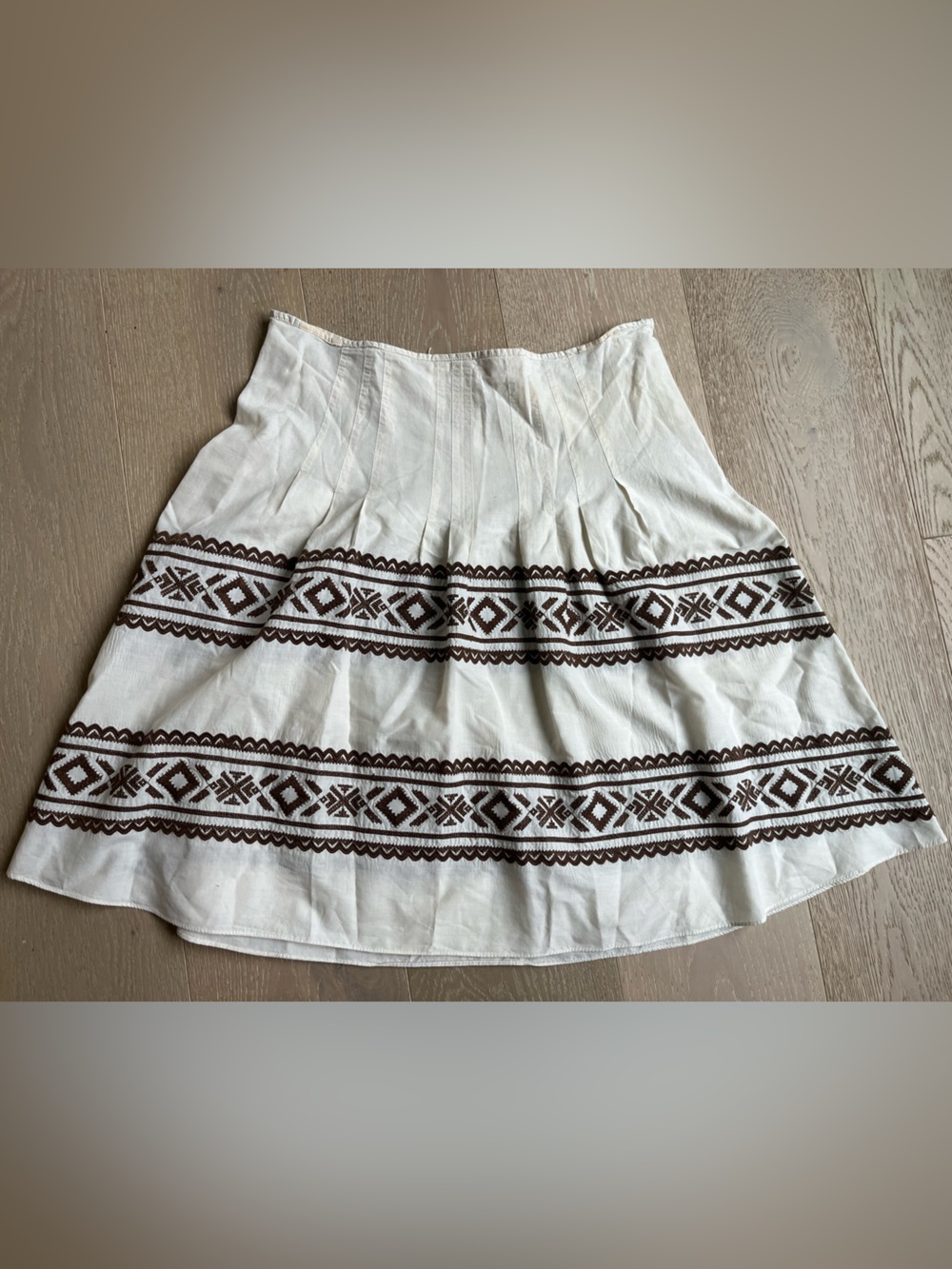 Marni Vintage White Skirt with Brown Geometric Embroidery